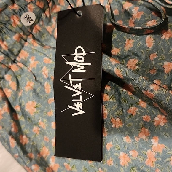 New Velvet Mod Celine Shorts, NWT, Sz. S - Picture 9 of 12